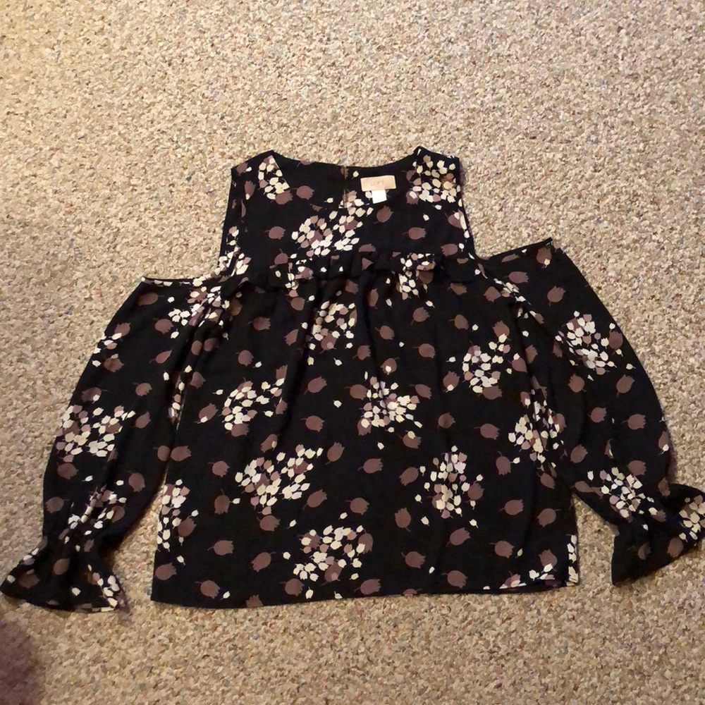 Long Sleeve Cut Out Shoulder Top - Never Worn